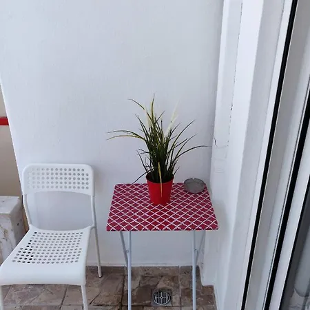 Apartment Luxury Studio In The Center Of Larissa